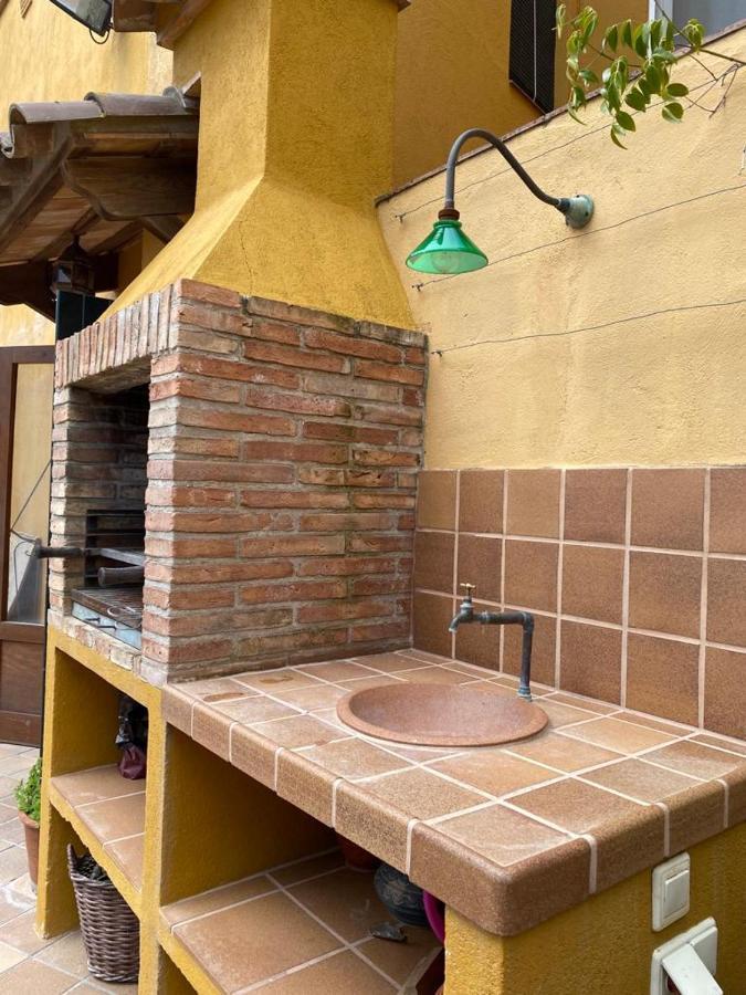El Jardi De La Muralla 레젠코스 외부 사진